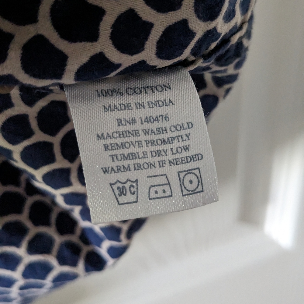 Faherty Blue and White Casual Button Down Shirt - Picture 5 of 5